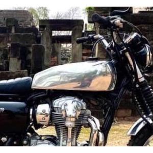 BIGCEDAR（ビッグシーダー） W400 W650 アルミCBタンク : モトメガネ2