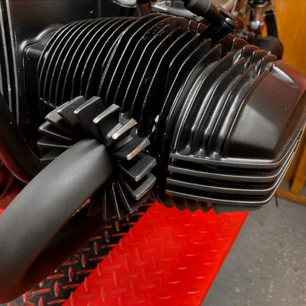 BMW R50 R60 R75 R80 R90 R100 エキゾースト ビッグフィン ブラック/ポリ...