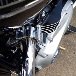TEC トライアンフ 水冷ツイン Xパイプ 触媒 : モトパーツ バイク