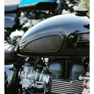 トライアンフ スピード400 スクランブラー400X タンクパッド