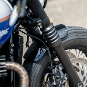 ボンネビルボバー 47mmフォーク用 スクリーン ピラニアS3 ブラック