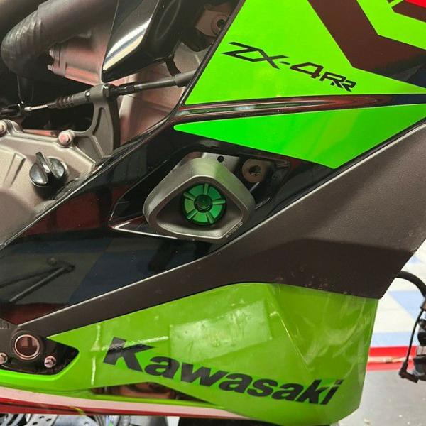 ニンジャZX-4RR 24- フレームスライダー エンジンスライダー アンチショック EVOTECH...