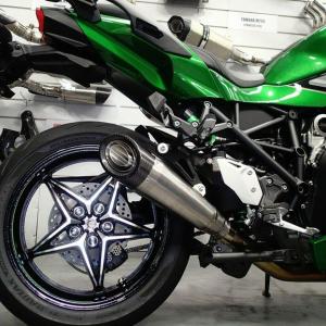 正規品/SCORPION Ninja H2-SX/H2-SX SE マフラー本体 Serket 正規品/SCORPION Ninja H2-SX/H2-SX SE マフラー本体 Serket