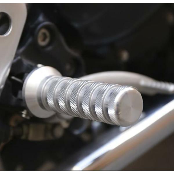 トライアンフ 空冷ボンネビル/スクランブラー900/スラクストン900 フットレスト ライダー&amp;パッ...