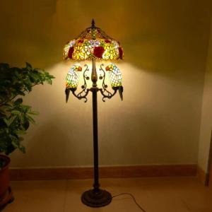 フロアスタンド スタンドライト フロアライト豪華ステンドグラスランプ ガラス工芸