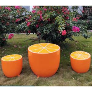 オレンジ形　テーブル＆チェア2脚　3点セット カフェ ガーデンチェア 屋外