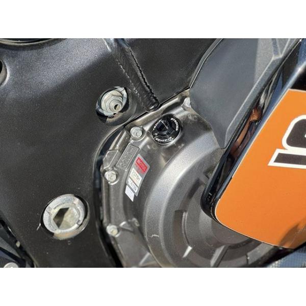 ストライカー アルミビレットオイルフィラーキャップ M20×P1.5（ブラック） STRIKER