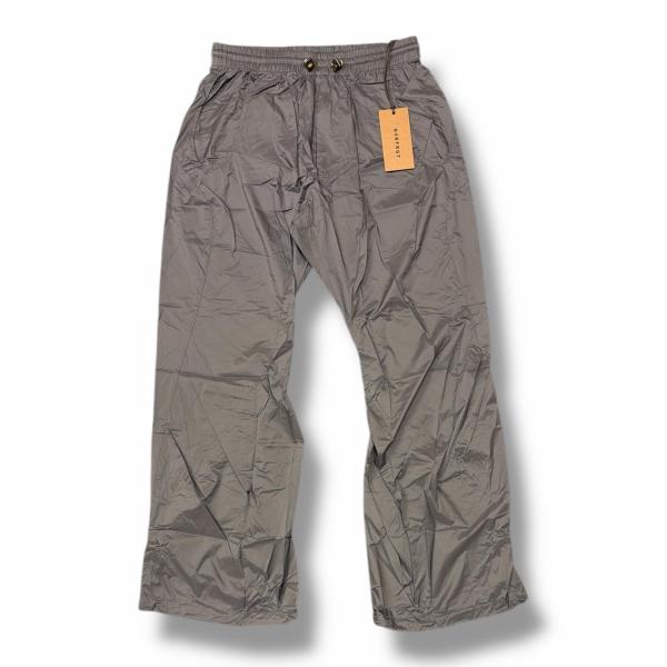 未使用品 NVRFRGT ネヴァーフォーゲット PANELED LIGHT WEIGHT TRACK...