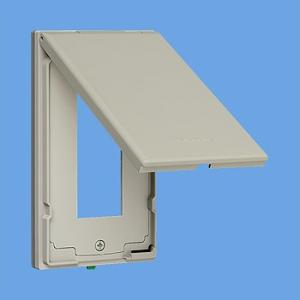 パナソニック WTF7903 防滴プレート 樹脂製 コンセント3コ用 取付枠付