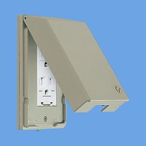 パナソニック WTF7973 ガードプレート 樹脂製 コンセント3コ用 取付枠付