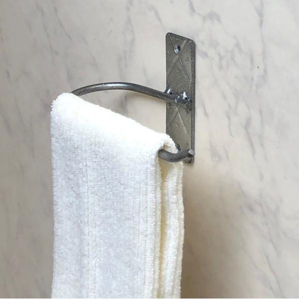 ペーパーホルダー 3色 アイアン シングルサイズ タオルハンガーにも トイレットペーパーホルダー