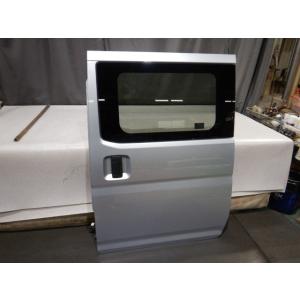 ハイゼット 3BD-S700V 左リアドア 374022