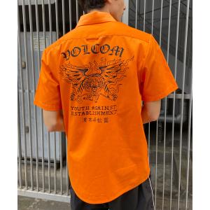 VOLCOM ボルコム メンズ 半袖 ワークシャツ バックプリント シンプル オレンジ A0412416｜ムラサキスポーツ