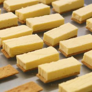 武蔵野茶房 アイス チーズケーキ サンド CH...の詳細画像5