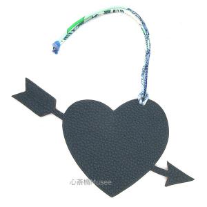 ≪新品≫ルイヴィトン バッグ チャーム LV キャット M02944 猫