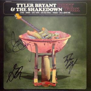 タイラーブライアント Tyler Bryant & The Shakedown - Dirty Work: Exclusive Autographed/ Pink Coloured 10" LP (vinyl)｜musique69