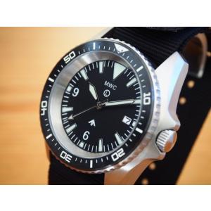 MWC ミリタリー ウォッチ カンパニー 42mm メンズ 腕時計 300m 防水
