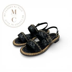 シャネル CHANEL サンダル 靴 シューズ レザー コルク ブラック ゴールド ココマーク マトラッセ チェーン フラット