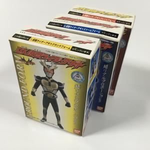 バンダイ  DX仮面ライダーアギト アギト　グランドフォーム　ストームフォーム　フレイムフォーム｜myco