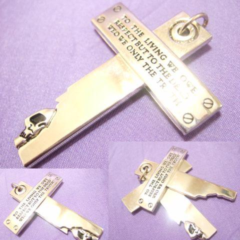 横浜最新 ペンダントクロス英字ドクロ2連可動型♪魅惑の十字架 50cm チェーン付き  Cross守...