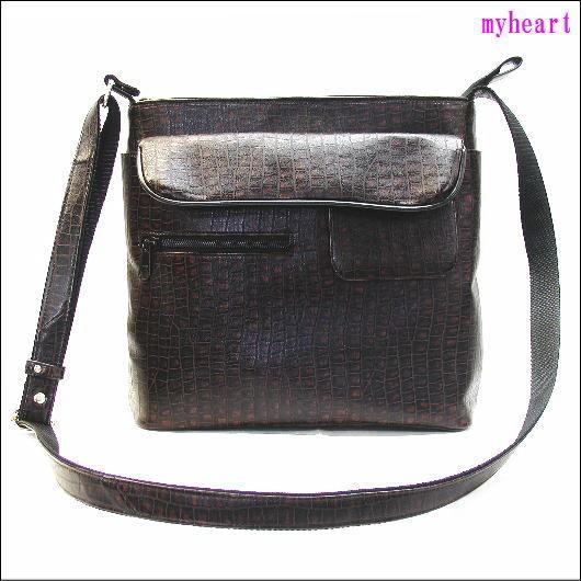 ５４０バッグ　ダークブラウン・木目調柄　ハンドメイド（バッグ）