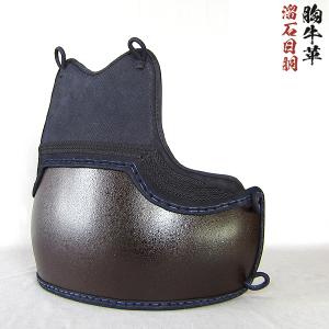 剣道具 剣道防具 単品 胴 胸牛革 石目黒磨なし胴 胸本雲 50本型 剣道具 剣道防具 単品 胴 胸牛革 石目黒磨なし胴 胸本雲 50本型