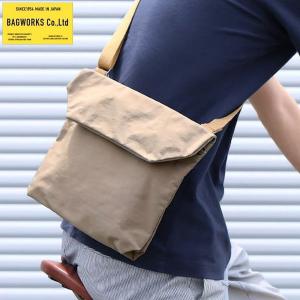 BAGWORKS BICYCLEMAN 2 グレージュ サコッシュタイプ （鞄のまち豊岡 バッグワークス）))｜n-kitchen