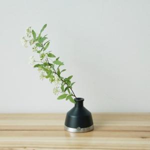 Alx Vase【 Silver 】花瓶 アルミ製 フラワーベース karin シルバー