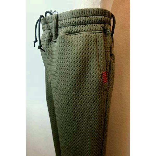 セール３５％ＯＦＦ コードビー CODE:B イージーパンツ カーキ 秋冬新作 ウェーブキルト生地 ...