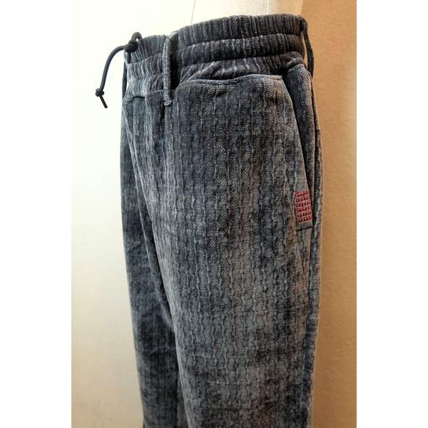 セール３５％ＯＦＦ コードビー CODE:B イージーパンツ グレー 秋冬新作 ベロア生地 カジュア...