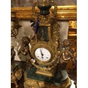 イタリア輸入ゴージャスゴールド色天使の置時計と...の詳細画像1