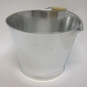 　トタン（ブリキ）　バケツ　８型 (北海道、東北、沖縄￥1500別途送料）80size