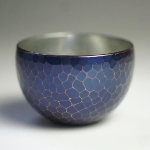 ぐい呑み 銅器 藍古色 小 鎚起工房 清雅堂 酒器 鍛金 打ち出し 日本酒 錫 おしゃれ プレゼント...