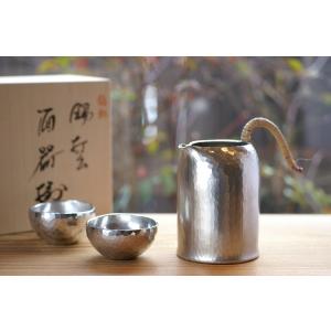 ぶんた様 新品 鎚起工房 清雅堂 錫鍛造打出 ぐい呑み酒器揃 2客 径6xh3c ぶんた様 新品 鎚起工房 清雅堂 錫鍛造打出 ぐい呑み酒器