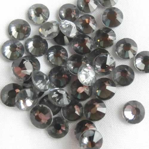 【メール便OK】高級ガラスストーン【ブラックダイヤ】ss4(80粒)ss6,ss8,ss10(100...