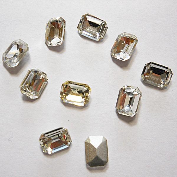 高級ガラスファンシーストーン　ビジューラインストーン09　クリスタル　長方形　6×8mm  1粒スワ...