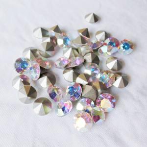 SWAROVSKI（スワロフスキー） チャトン Vカット ラインストーン