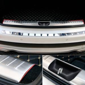 BENZ AMG メルセデス ベンツ GLAクラス GLA180 GLA250 カバー トランク 傷予防 リアバンパーステップガード リアステップガーニッシュ ロゴ付き カスタム 外装