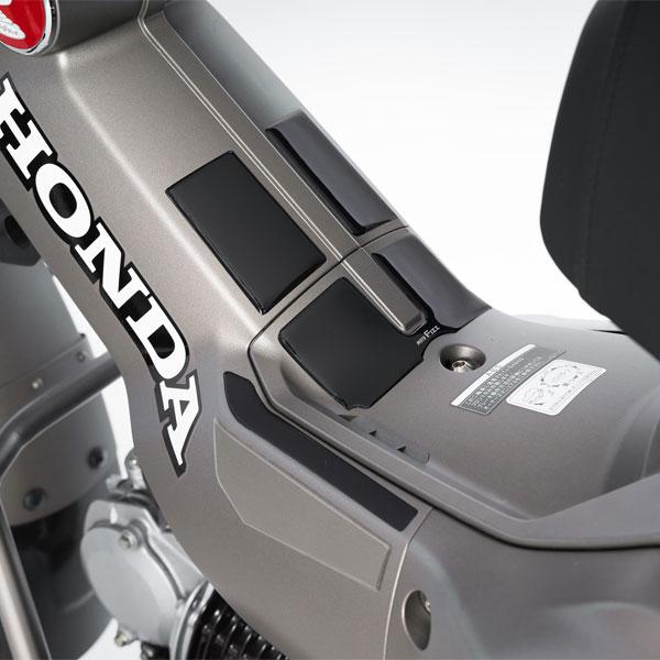 [TANAX(タナックス)]  CT125ハンターカブ用 レッグシールドパッド　ブラック　MF-47...