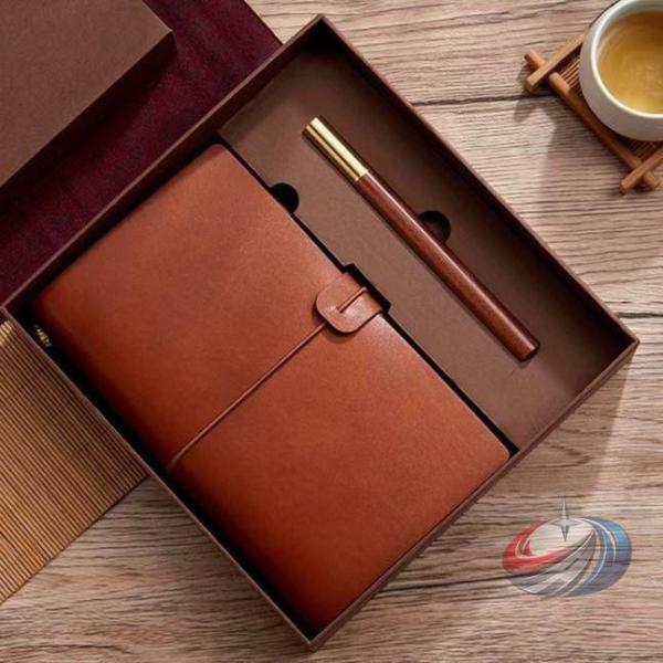 システム手帳 文房具 トラベラーズノート a6 学校用品 ビジネス手帳 ノート レザー メモ帳 晟恒...