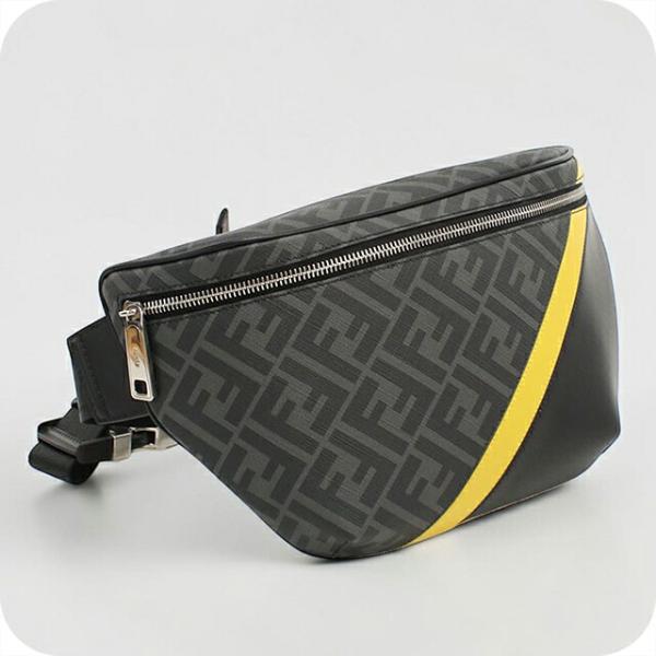 FENDI Fendi ボディバッグ 7VA562
