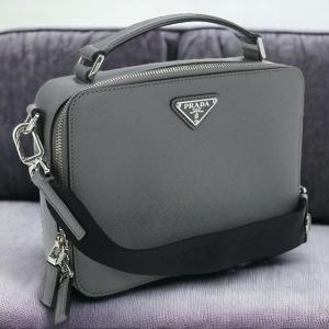 中古 プラダ ハンドバッグ メンズ ブランド PRADA ブリック バッグ 2VH069 9Z2 F0K44 グレー バッグ｜nanaple