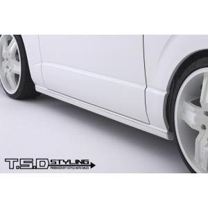 T-STYLE　ハイエース　３型４型エアロ　サイドライン(1〜4型ナローワイド共通)　未塗装
