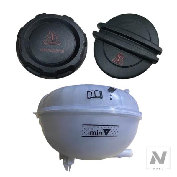 【並行輸入品】冷却液エクスパンションタンク VW ゴルフ MK7 R GTI SPORTSVAN パ...