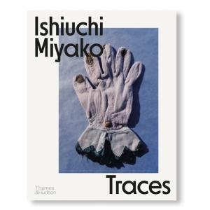 TRACES by Miyako Ishiuchi 石内都