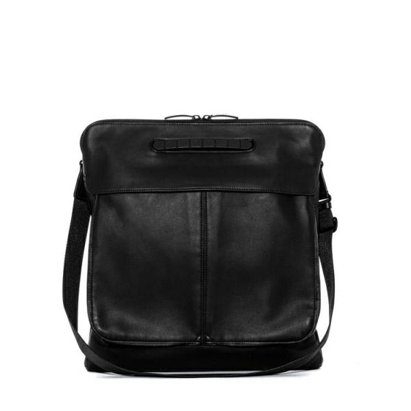 トライオン トモエ レザーヘルメットバッグ