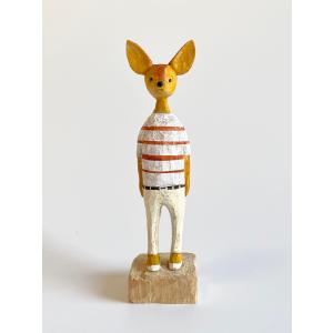 木と豆舎 木彫りの鹿ガール(ボーダーシャツ) ならしかの休日