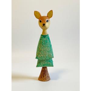 木と豆舎 木彫りの鹿ガール(森のドレス) ならしかの休日