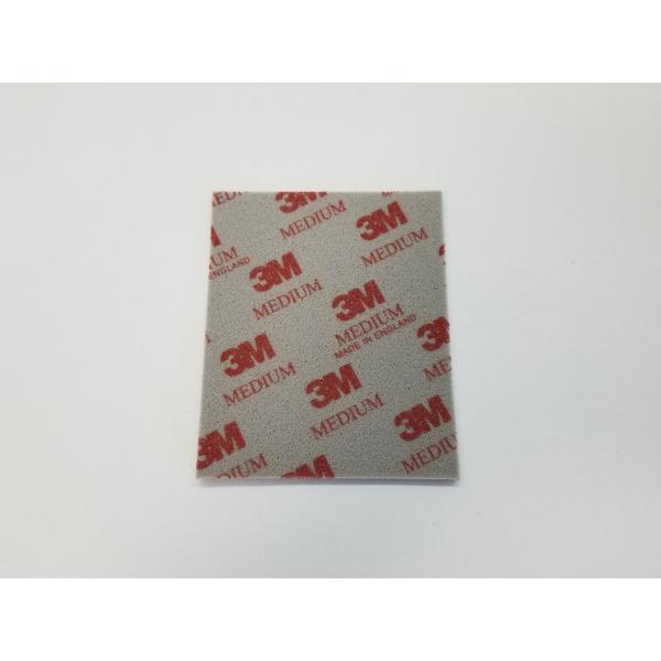 3M スポンジ研磨材 ミディアム　#120〜#180　（サイズ：114×140ｍｍ）［1枚］ 508...