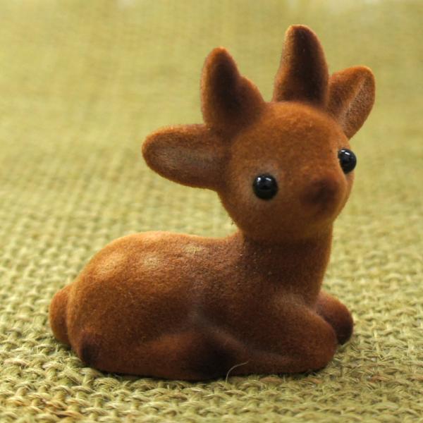 【レターパック不可】【奈良みやげ】鹿の置物　ミディ　小（オス）